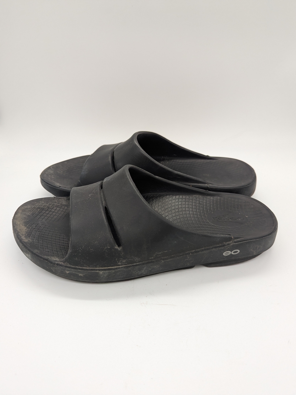 OOFOS OOahh Slide Sandal Black Recovery Comfort Shoes Women 12 Men 10 Minimalist